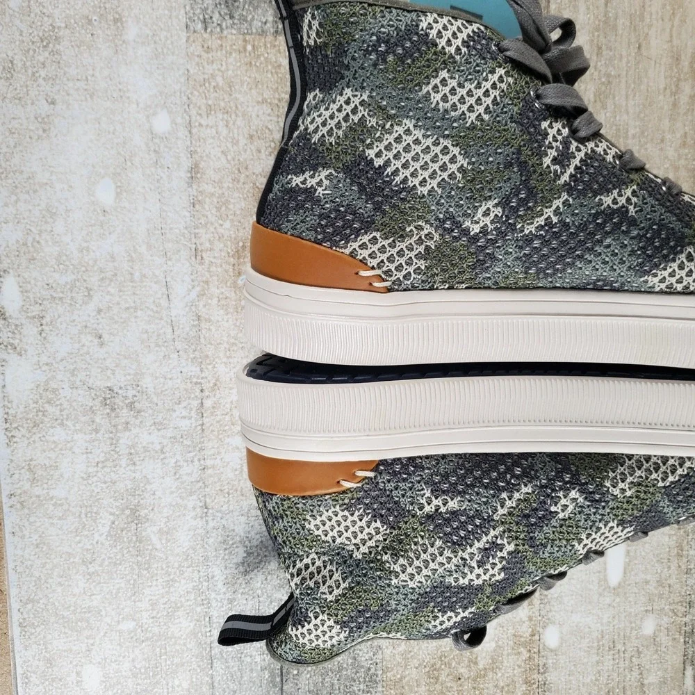 Toms Trvl Lite Mens Shoes Sz 9 Dusty Olive Flecktarn Pattern High Top Sneaker